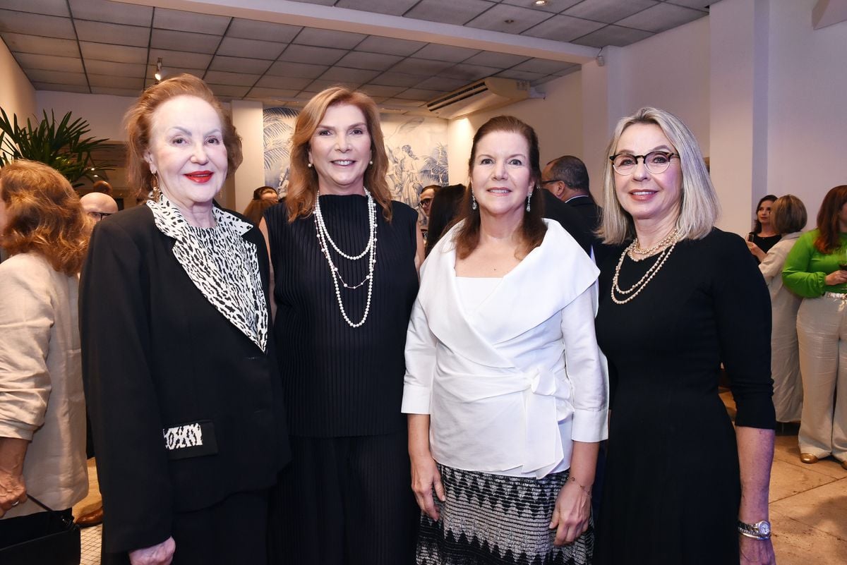 Marcila Coser, Rachel Coser, Bernadette Coser de Orem e Rita Camata