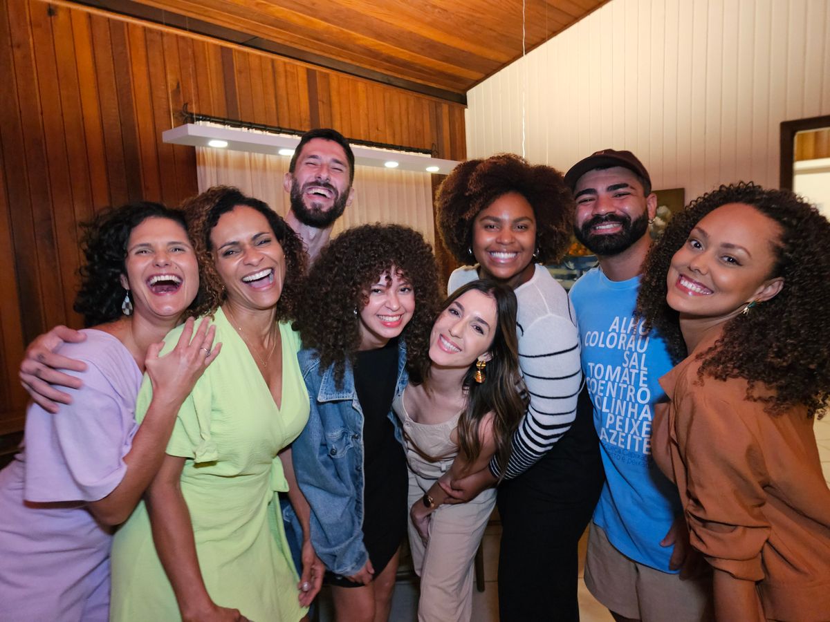 Lethicia Ribeiro, Dani Carla, Diego Araujo, Thalita Gomes, Naiara Arpini, Bethania Miranda, Jeff Teófilo e Elis Carvalho