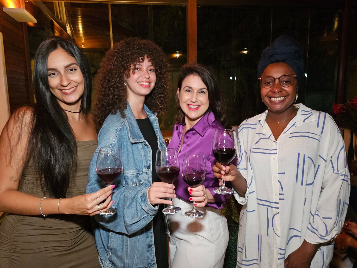 Liege Vervloet, Thalita Gomes, Renata Rasseli e Aline Almeida