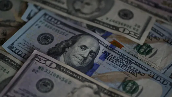 Dólar em alta após vitória de Trump: por que moeda chegou a R$ 5,86