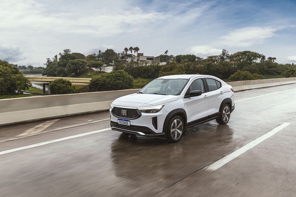 Fiat Fastback Audace híbrido 2025