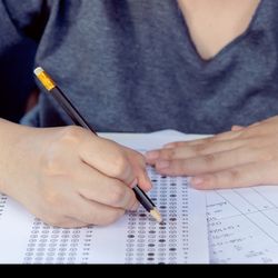 Transmissão faz parte de uma série de conteúdos produzidos em parceria com o Gama Pré-Vestibular para o Enem; disciplina aparece em 45 das 90 questões do exame no segundo dia