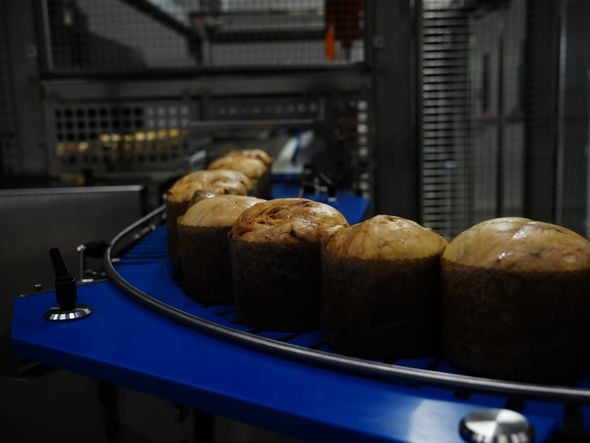 Cacau Show de Linhares é reinaugurada e passa a produzir panetones por Fernando Madeira