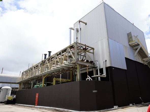 Cacau Show de Linhares é reinaugurada e passa a produzir panetones por Fernando Madeira