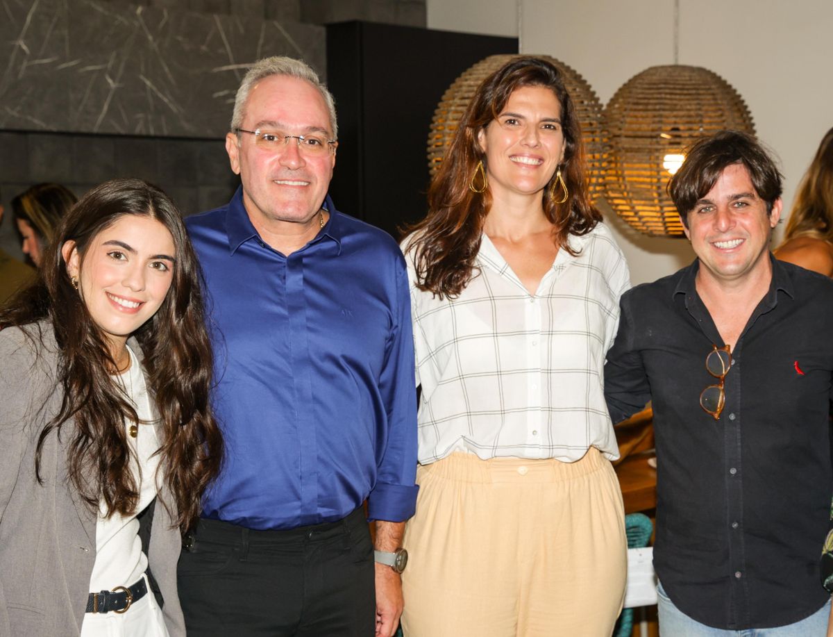 Bruna Rody, da Inspira, Romero Valença e Carla Ribeiro, da Invite Inc. e Rodrigo Souto, da Stampa, no evento de apresentação das ações de Verão do Manami