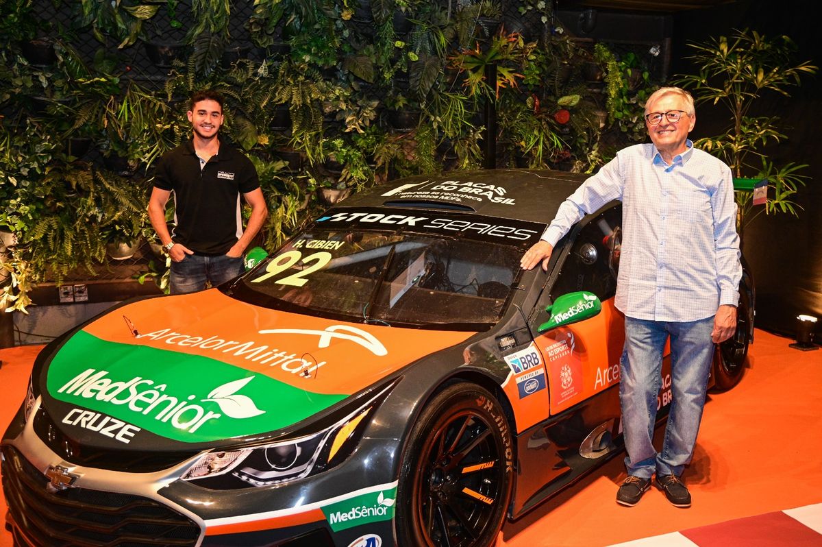 Reginaldo Leme lança 'Muito Além do Grid' em Vitória