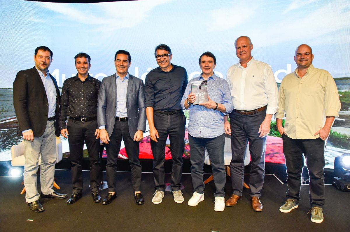 Reginaldo Leme lança 'Muito Além do Grid' em Vitória