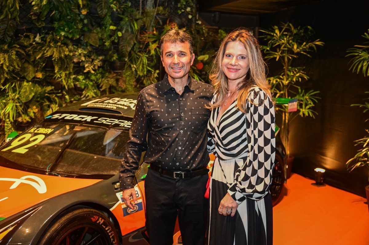 Reginaldo Leme lança 'Muito Além do Grid' em Vitória