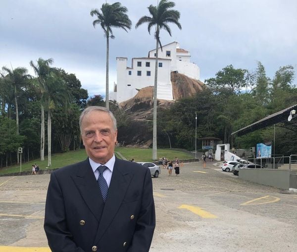 Dom Antônio em visita ao Convento da Penha, em outubro de 2019