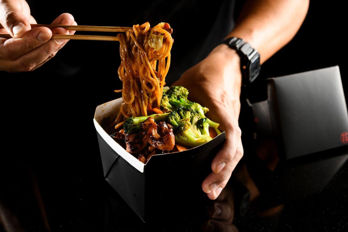 Yakisoba do restaurante Mai Yakisoba Ya, em Vila Velha