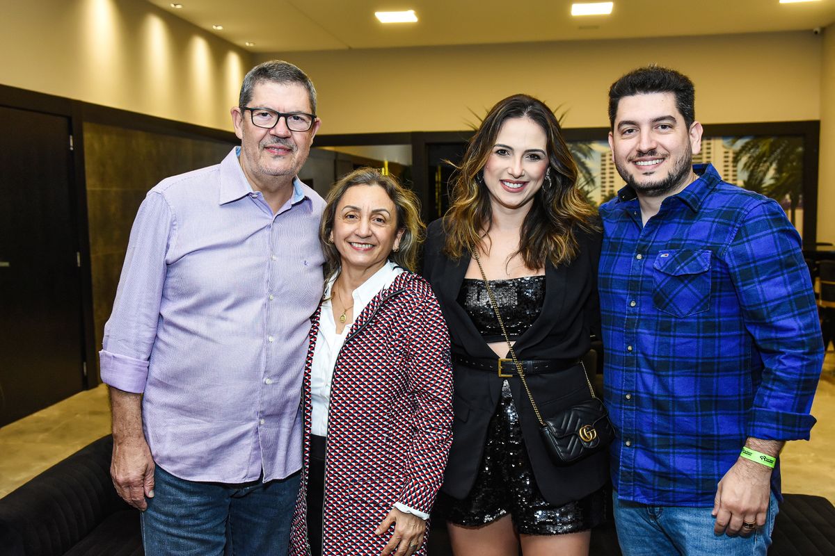 Celio e Cris Bastos com Lilian e Fabio Bastos