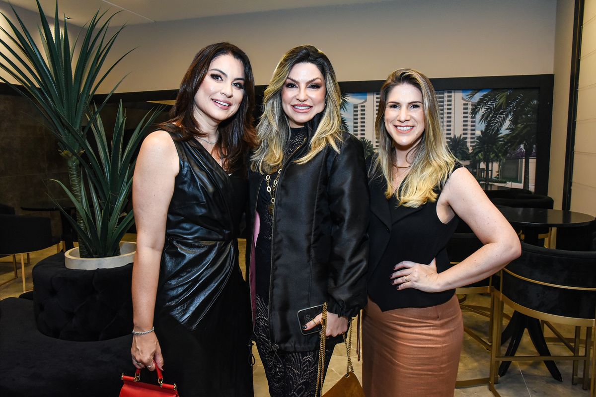 Debora Veronez, Eliane Bianchi e Ludmyla Araujo