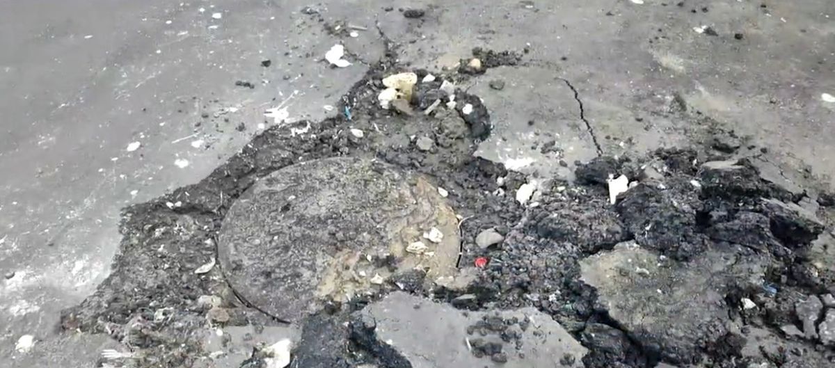 Local onde houve vazamento de água na Avenida Marechal Campos, em Vitória