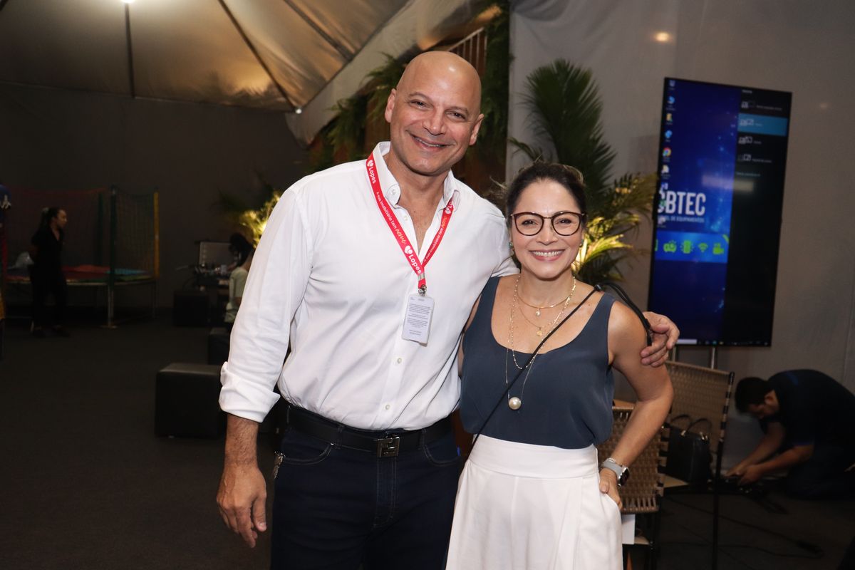 Marcos Murad e Vivi Albani 