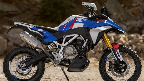 Com a Concept F 450 GS, BMW adianta tendência e aposta no prazer de pilotar tanto na estrada quanto fora dela