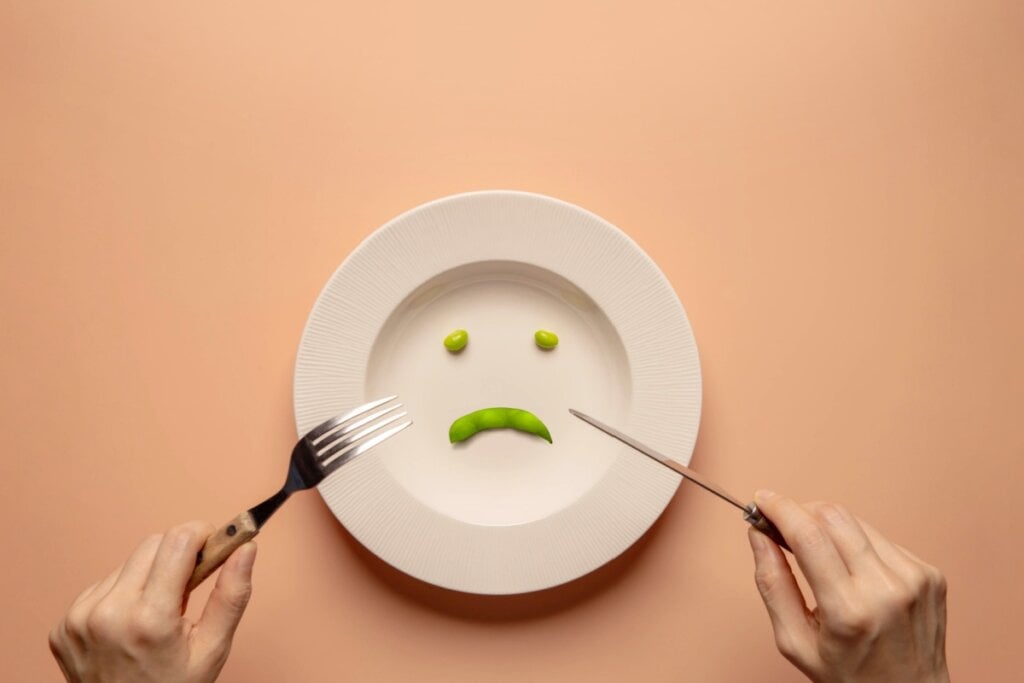 O medo pode desencadear distúrbios alimentares (Imagem: Black Salmon | Shutterstock)