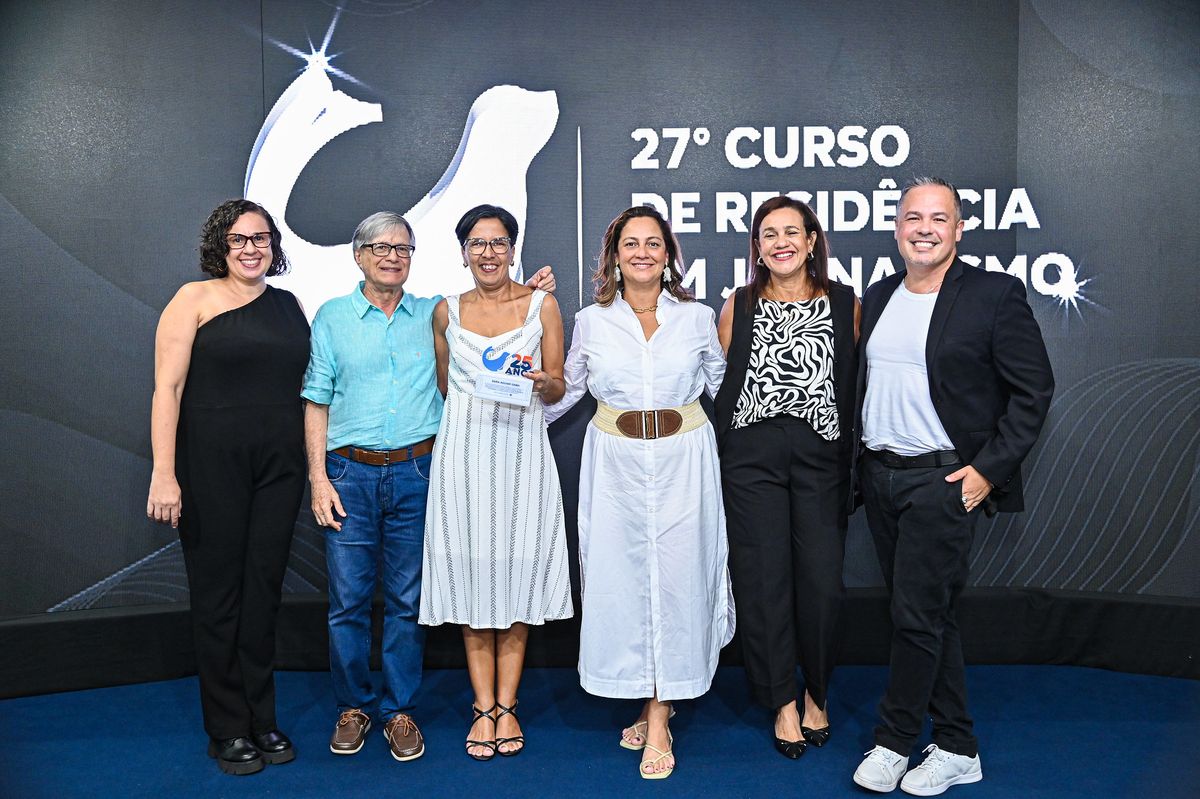 José Irmo Goring, Ana Laura Nahas, Luciane Ventura, Desiery Marchini e Eduardo Fachetti também prestigiaram o momento.