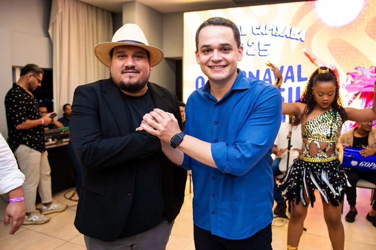 O presidente da Liesge, Edson Neto, com o prefeito de Vitória, Lorenzo Pazolini, no lançamento do Carnaval 2025