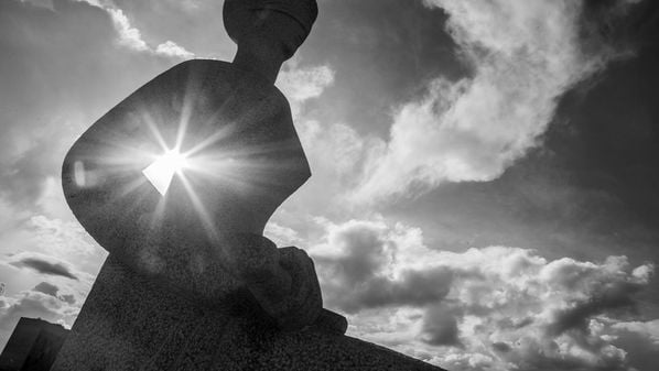 Um código de conduta seria um banho de transparência, criando regras sobre o que podem ou não fazer — como nos casos das palestras pagas — e tornando-as públicas