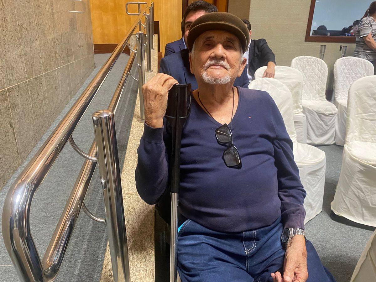 Erasto de Aquino e Souza Velório de Max Mauro