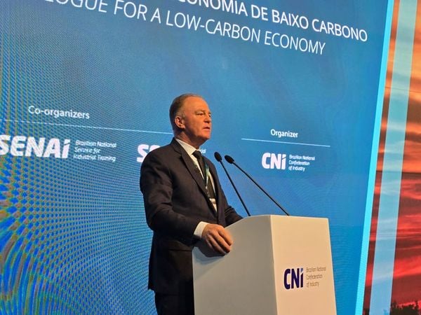 Governador Renato Casagrande na COP29, no Azerbaijão.