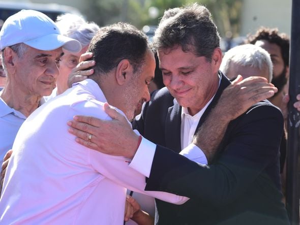 Emoção no último adeus ao ex-governador do Espírito Santo, Max Mauro, em Vila Velha por Ricardo Medeiros