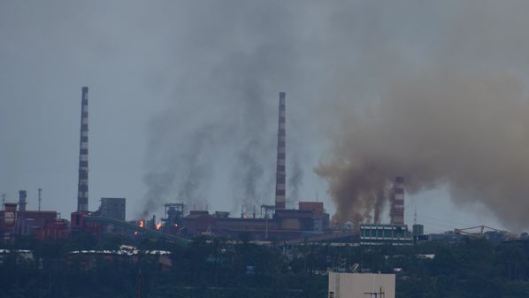 Forte barulho ouvido nos municípios da Grande Vitória, neste domingo (17), foi causado por falta de energia, afirma empresa