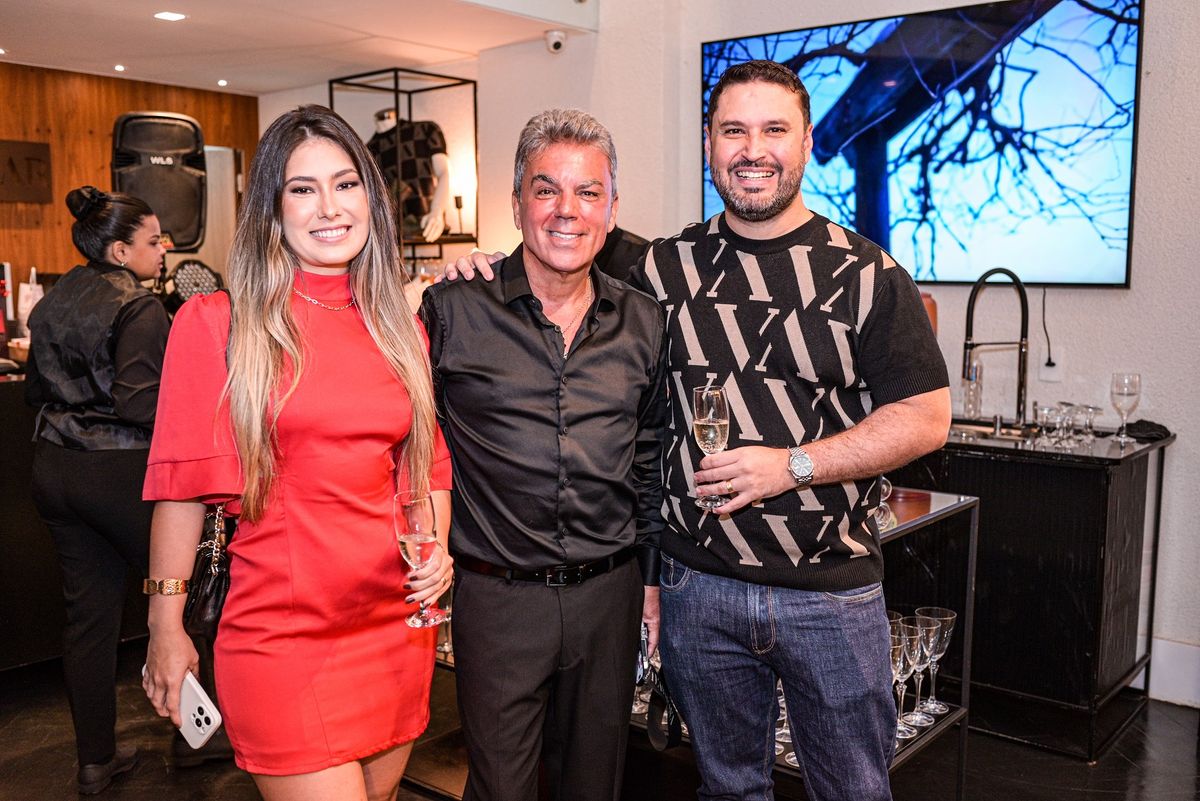 Paula Giuberti, Ivan Aguilar e Lucas Giuberti