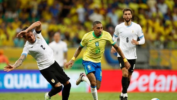 Seleção Brasileira oscilou ao longo do jogo e não foi capaz de vencer o Uruguai na Fonte Nova, em Salvador