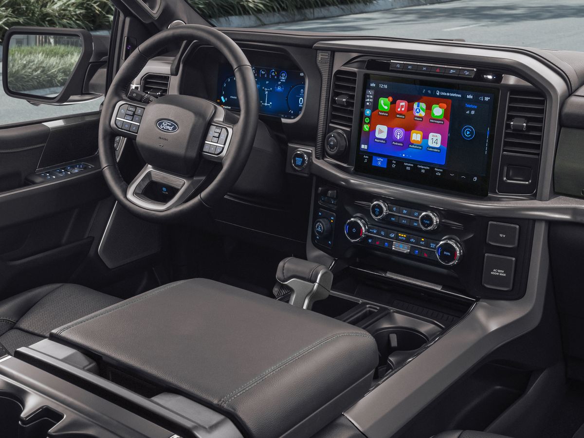 Ford F-150 Lariat Black