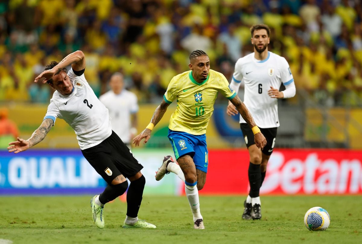 Raphinha mostrou muita luta em campo, mas não conseguiu ajudar o Brasil a vencer o Uruguai