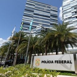 Há postos para policial, professor, médico, operador de máquina, agente ambiental, advogado, analista de tecnologia da informação, entre outras oportunidades