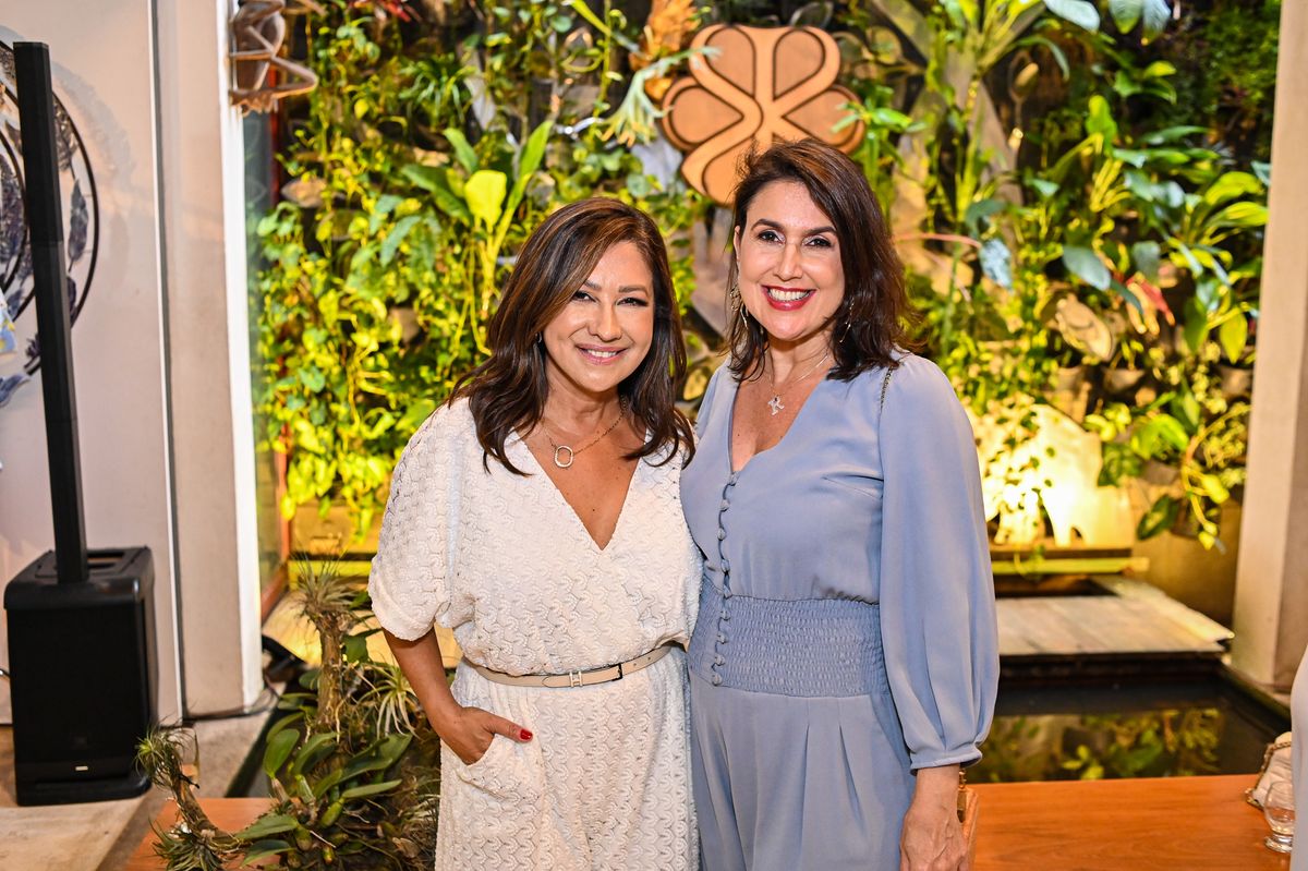 Sinesia Karol e Renata Rasseli