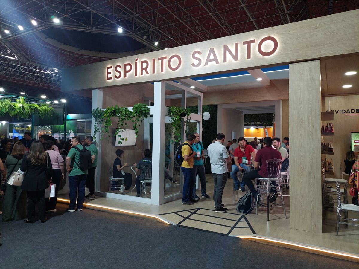 Estande do Espírito Santo na feira do café