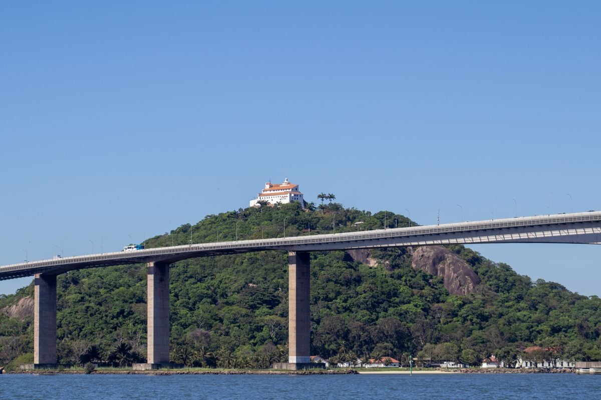 Pelo Mercado embarca no Discovery para ver baleias