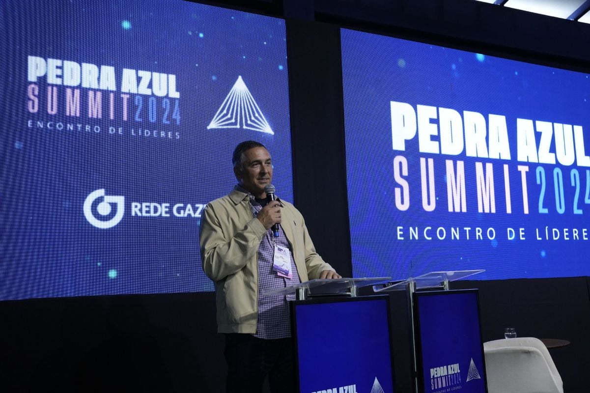 Café Lindenberg, presidente da Rede Gazeta por Carlos Alberto Silva