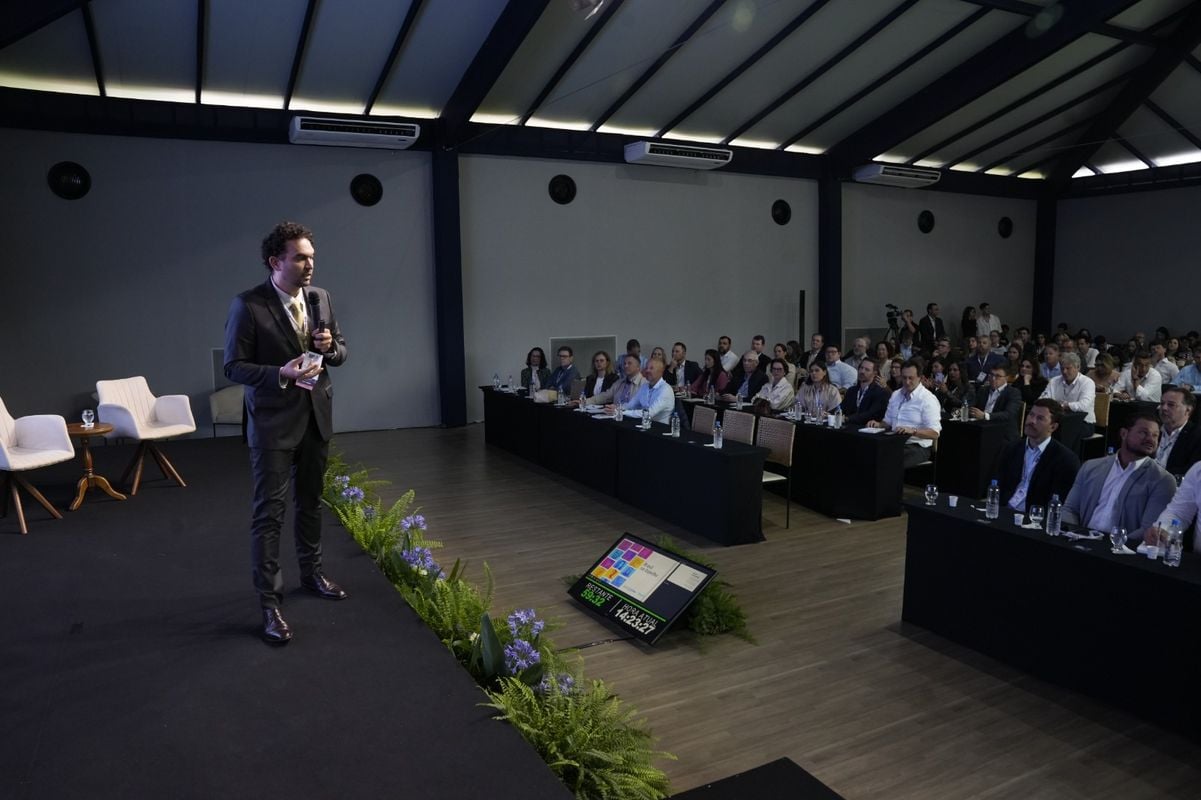 Pedra Azul Summit 2024 - Felipe Nunes, cientista político e diretor da Quaest por Carlos Alberto Silva