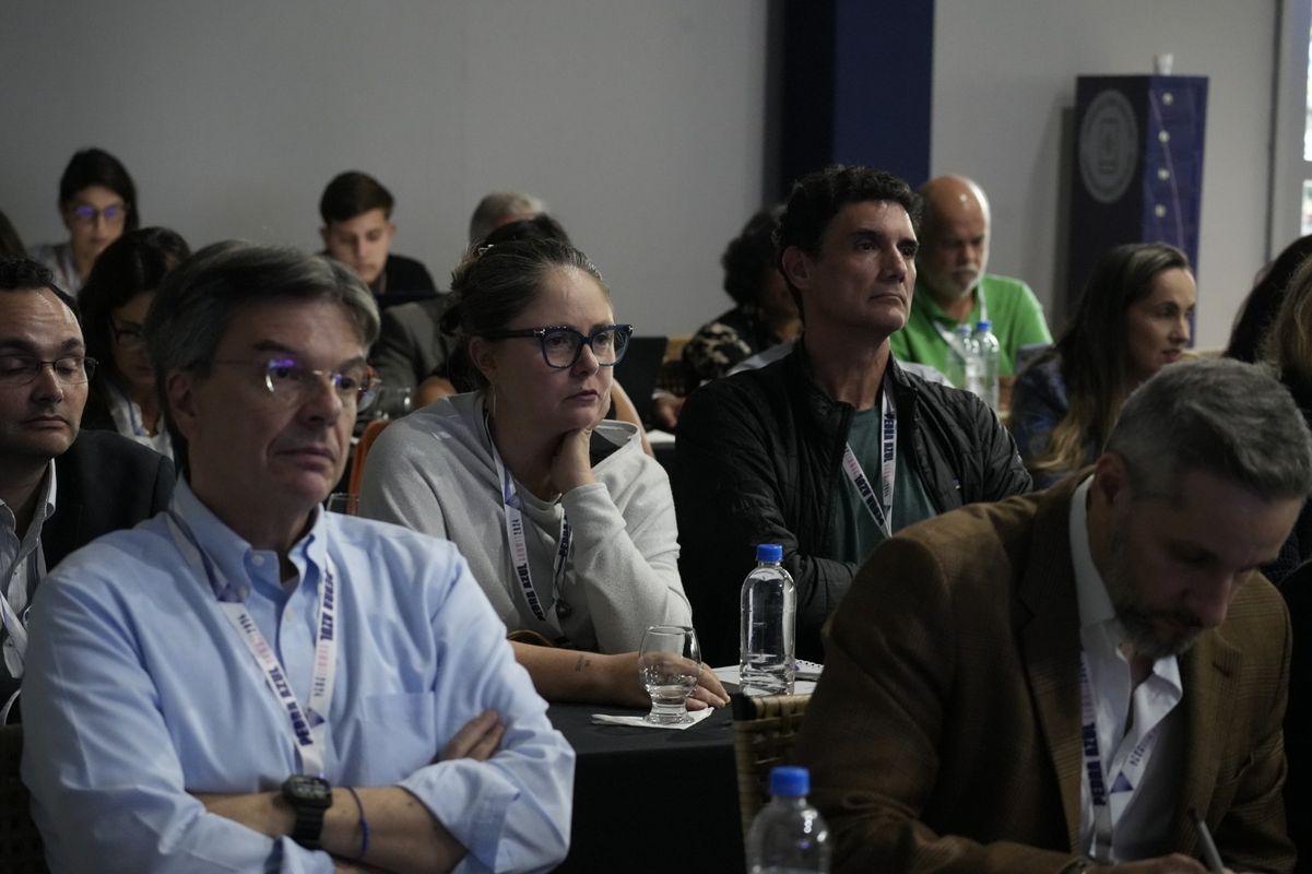 Pedra Azul Summit 2024 por Carlos Alberto Silva