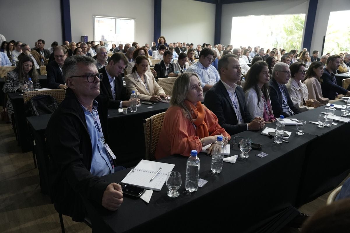 Pedra Azul Summit 2024 por Carlos Alberto Silva