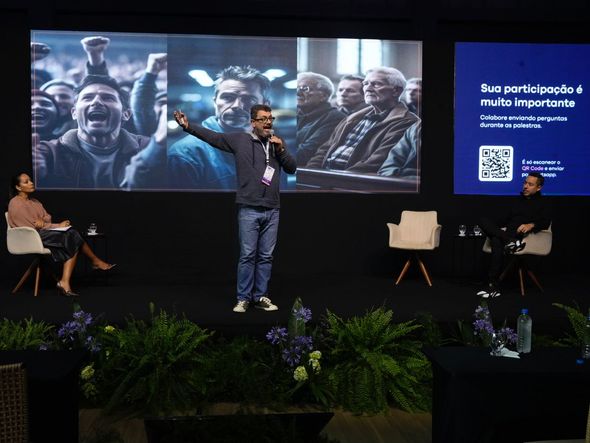 Pedra Azul Summit 2024 por Carlos Alberto Silva
