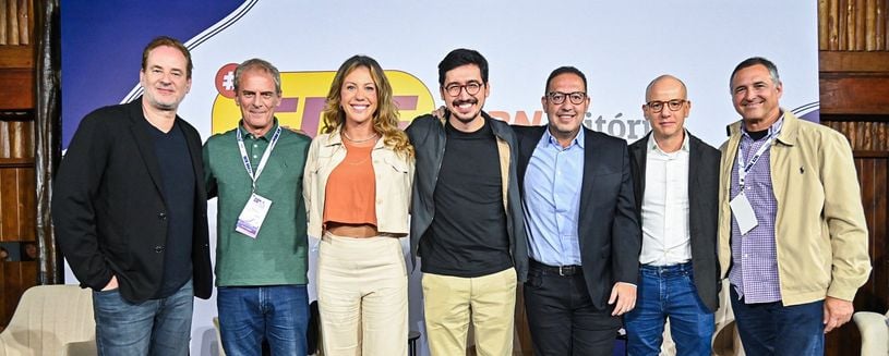 Dan Stulbach, Marcello Moraes, Barbara Coelho, Nilson Klava, Teco Medina, José Godoy e Café Lindenberg