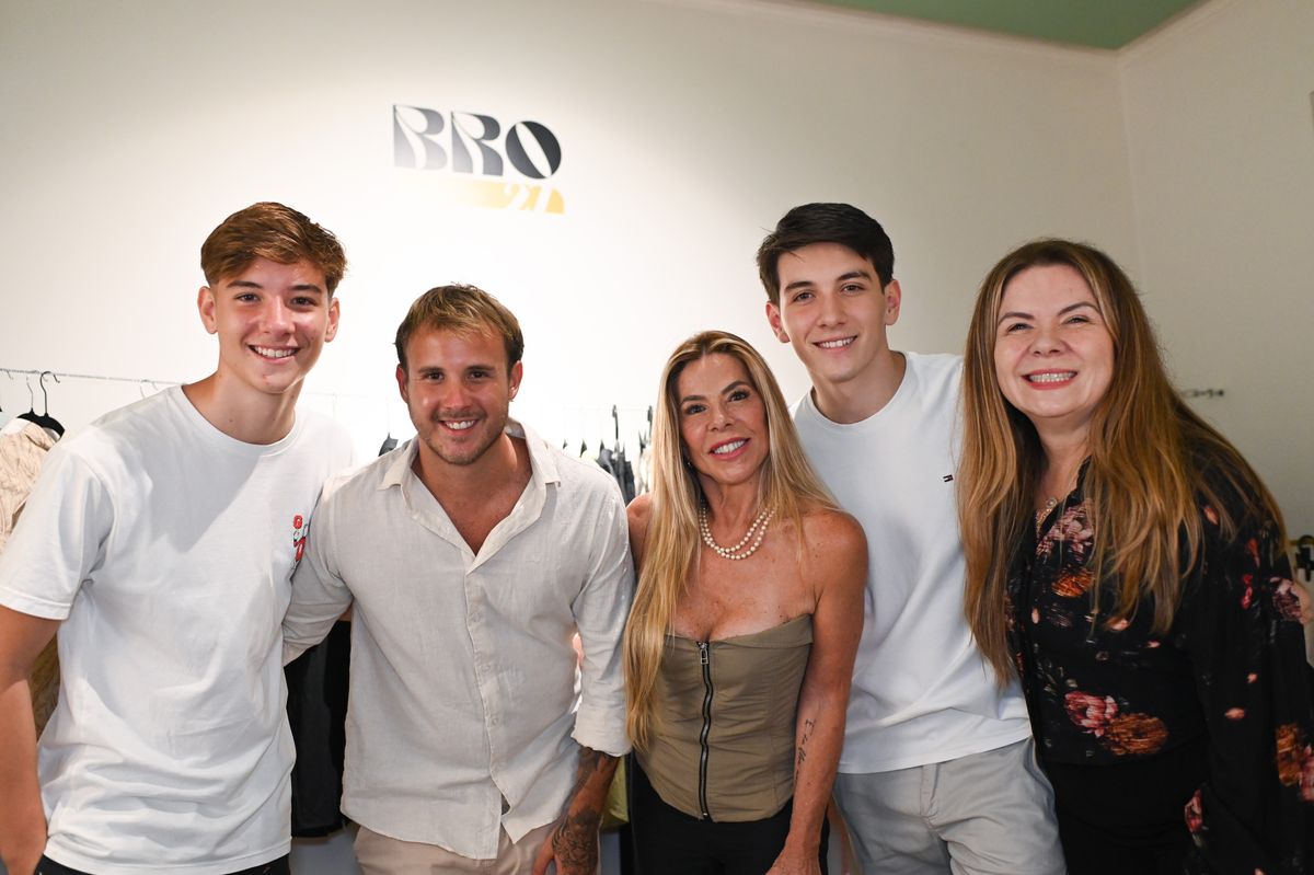 Luan de Noronha,Perim Paixão, Ludmila Perim,   Bruno Noronha  Luciana Noronha