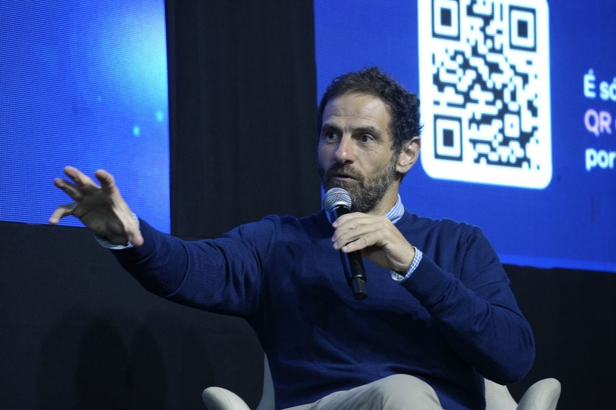 Pedra Azul Summit 2024 por Carlos Alberto Silva