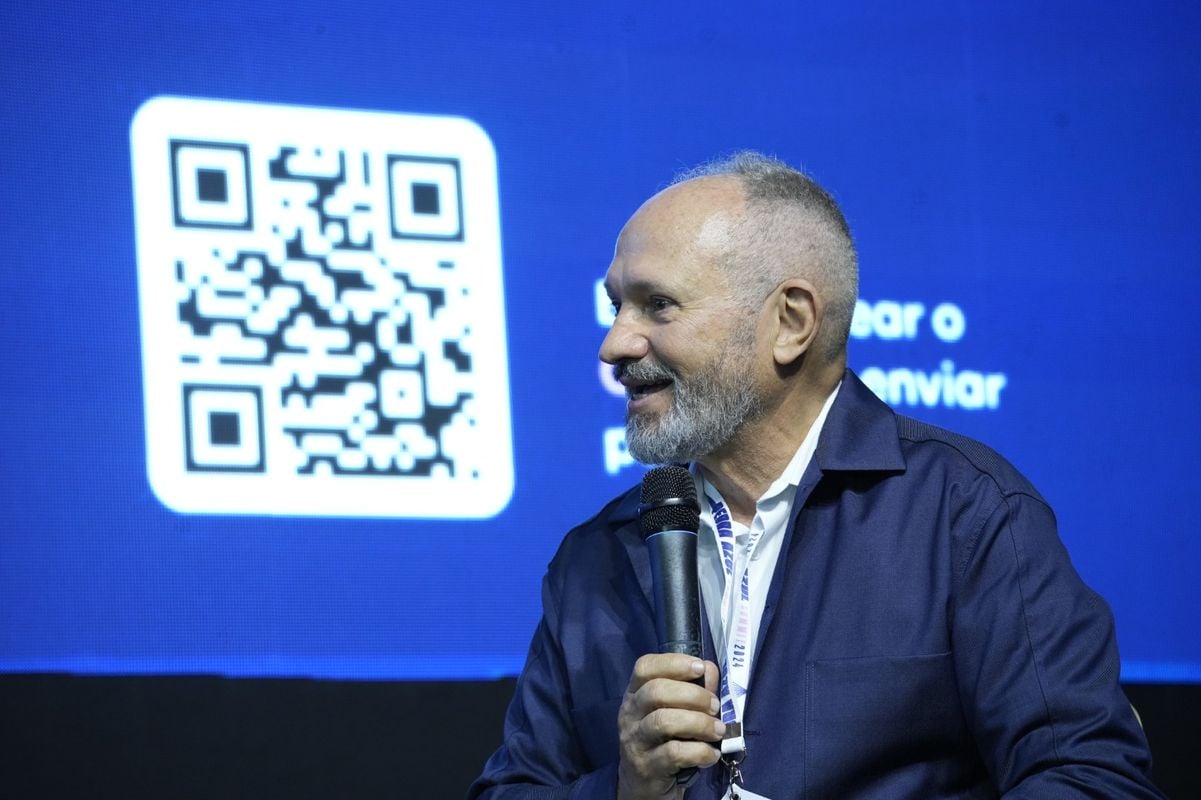 Pedra Azul Summit 2024 por Carlos Alberto Silva