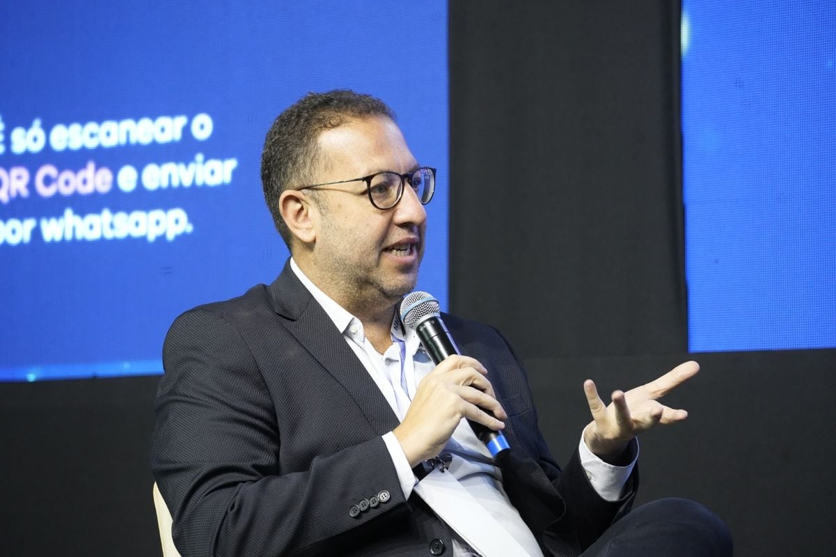 Pedra Azul Summit 2024 por Carlos Alberto Silva