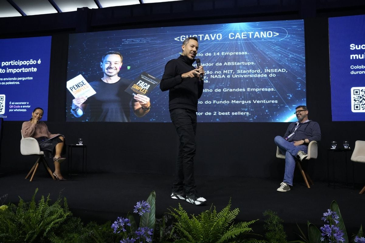 Pedra Azul Summit 2024 por Carlos Alberto Silva