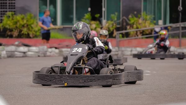 Aos 22 anos, piloto se torna a primeira campeã de uma categoria exclusivamente feminina no Espírito Santo. Confira os destaques da competição realizada em Vitória