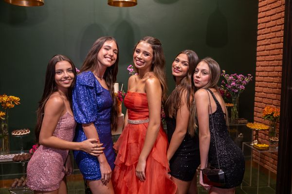 Aniversário de 15 anos de Marina Pitanga