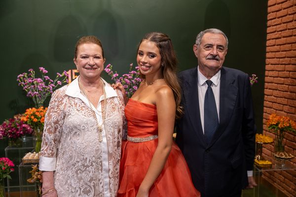 Aniversário de 15 anos de Marina Pitanga