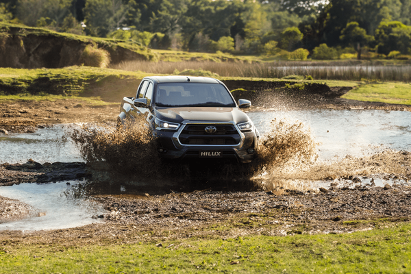 Toyota Hilux e SW4 estreiam novidades na linha 2025